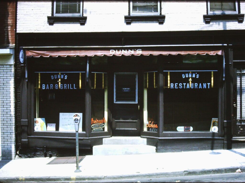Dunn’s Barr on Spring Street