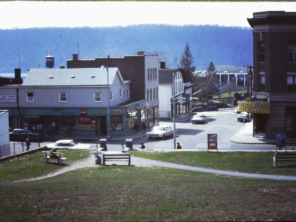 Corner of Warburton Avenue and Spring Street