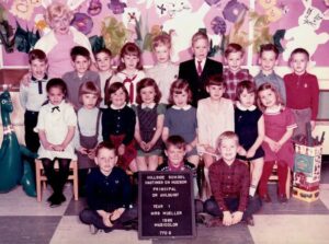 Class Pics – Class of 1976, 1st Grade, Mrs. Mueller, 1965.