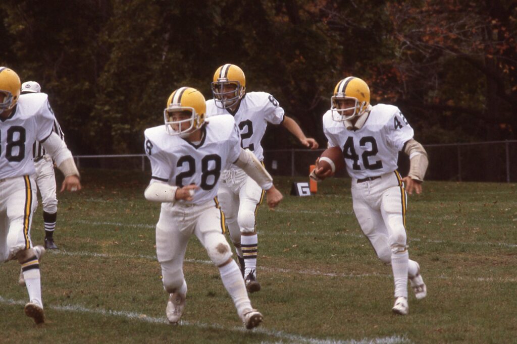 Montgomery/Solovey Football Collection. 1978-1981. Picture 204 of 296.